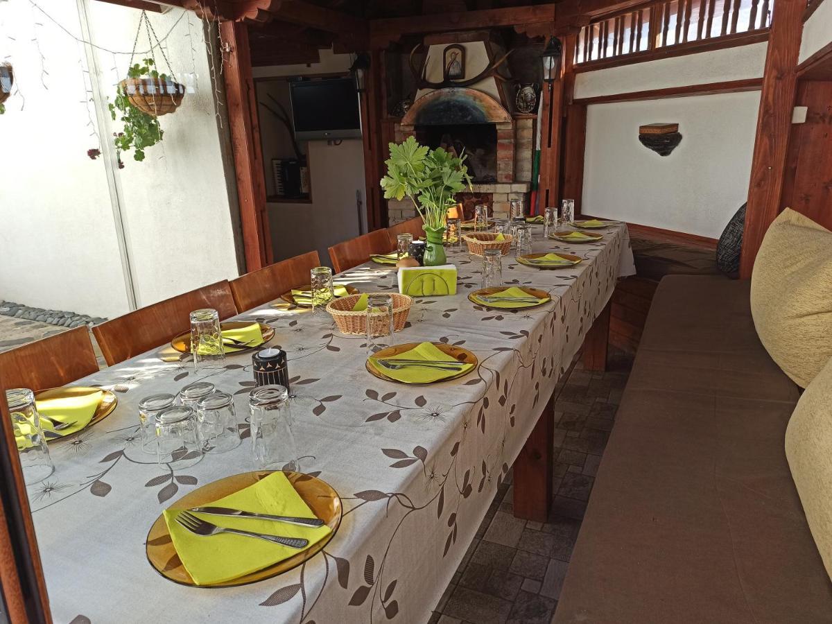 קלופר Guest House Ganovi מראה חיצוני תמונה