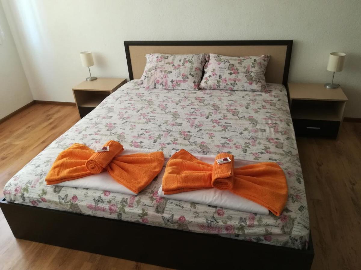 קלופר Guest House Ganovi מראה חיצוני תמונה